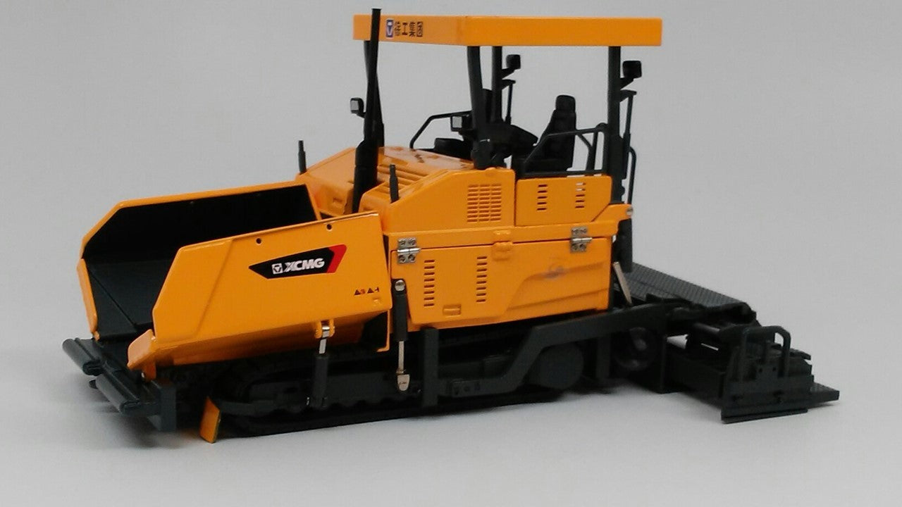 Asfaltadora XCMG RP1256 Escala 1:35 (Modelo Descontinuado)
