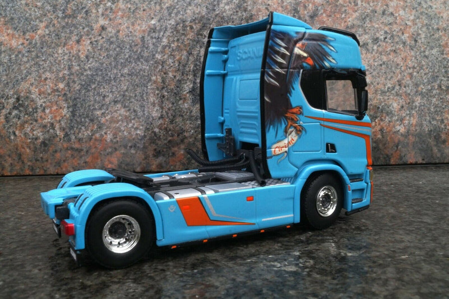 01-2265 Tracto Scania R CS20H Cirioni Escala 1:50 (Modelo Descontinuado) - KATZER
