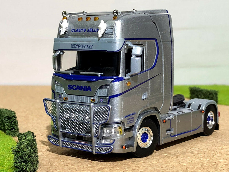 01-2417 Tracto Scania S CS20H Claeys Jelle Escala 1:50 - KATZER