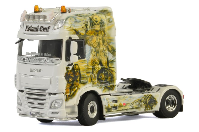 01-2469 Tracto DAF XF SSC Roland Graf Escala 1:50 - KATZER