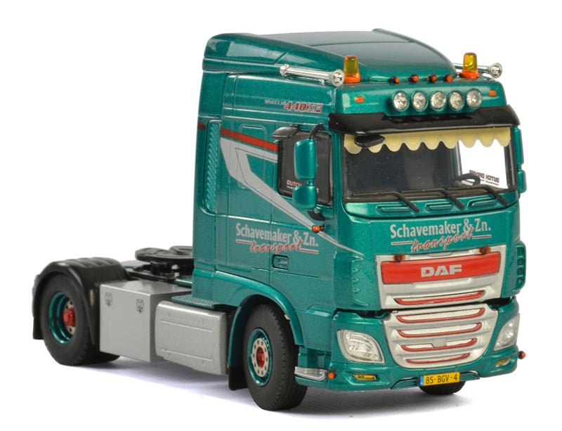 01-2477 Tracto DAF XF SC Schavemaker Escala 1:50 (Pre-Venta) - KATZER