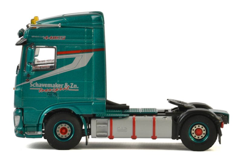01-2477 Tracto DAF XF SC Schavemaker Escala 1:50 (Pre-Venta) - KATZER