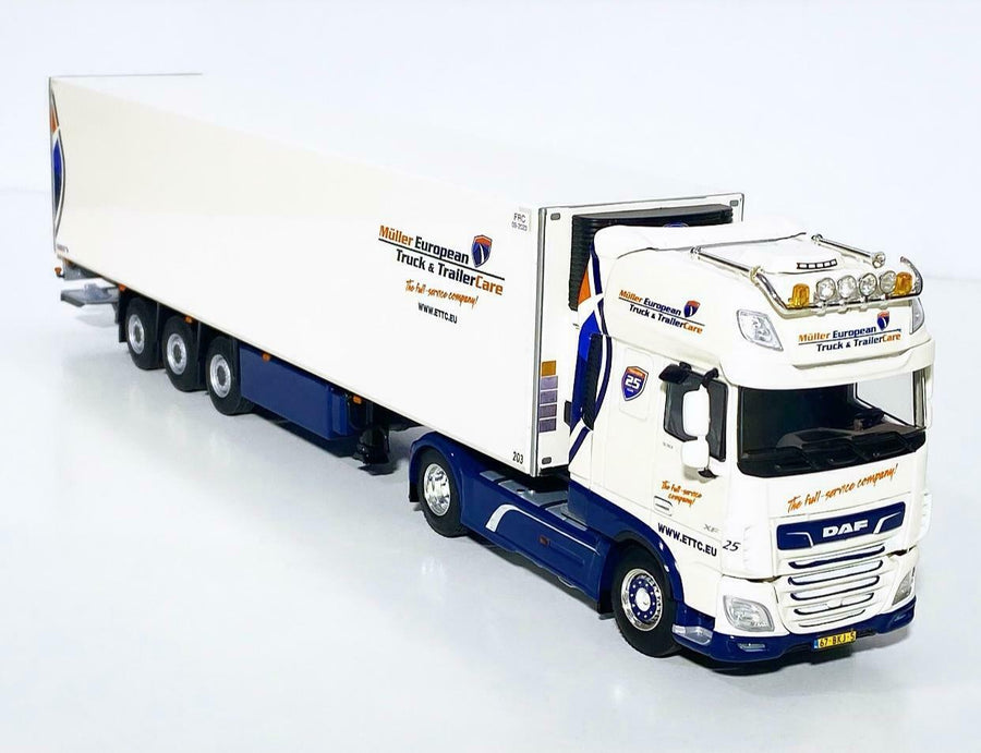 01-2479 Tráiler Meetc DAF XF Space Cab 4X2 MY2017 Escala 1:50 (PRE-VENTA) - KATZER