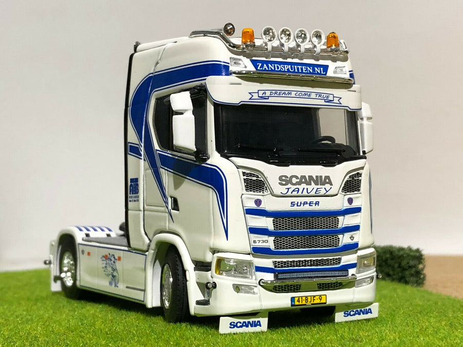 01-2498 Tracto Scania CS20H Arend Bos Transport Escala 1:50 (Pre-Venta) - KATZER