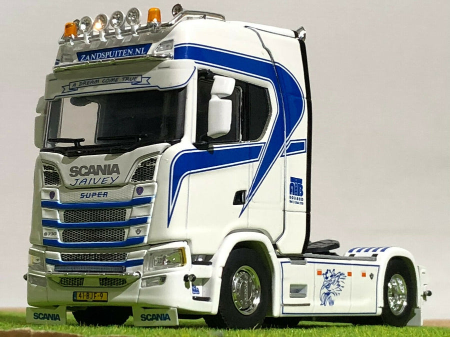 01-2498 Tracto Scania CS20H Arend Bos Transport Escala 1:50 (Pre-Venta) - KATZER