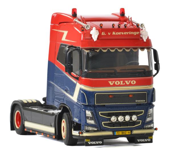 01-2518 Tracto Volvo FH4 Globetrotter Escala 1:50 (Modelo Descontinuado) - KATZER