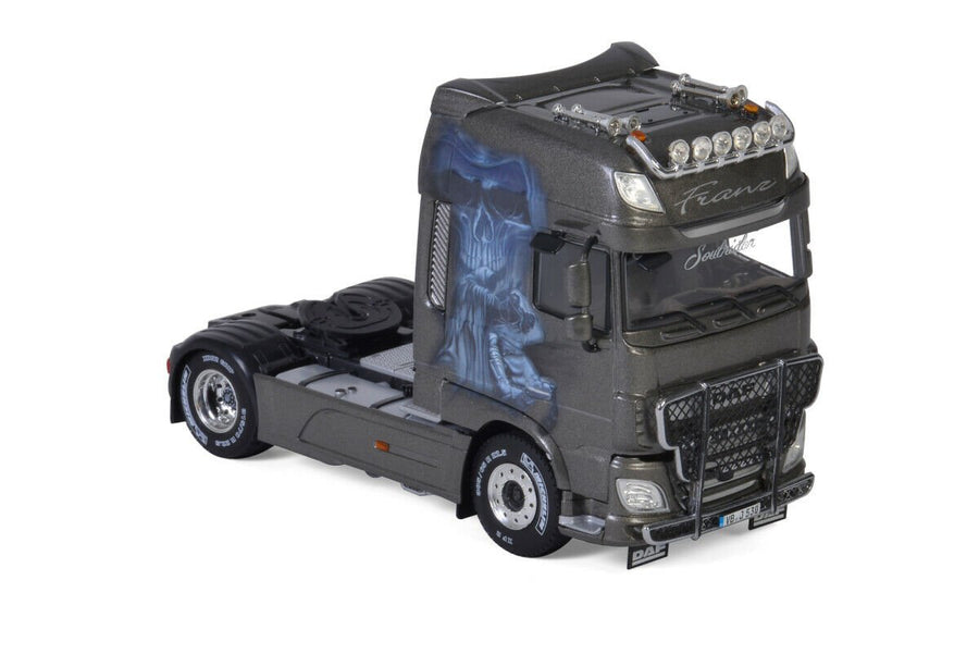 01-2700 Tracto DAF XF Jochen Franz Transporte Escala 1:50 (Pre-Venta) - KATZER