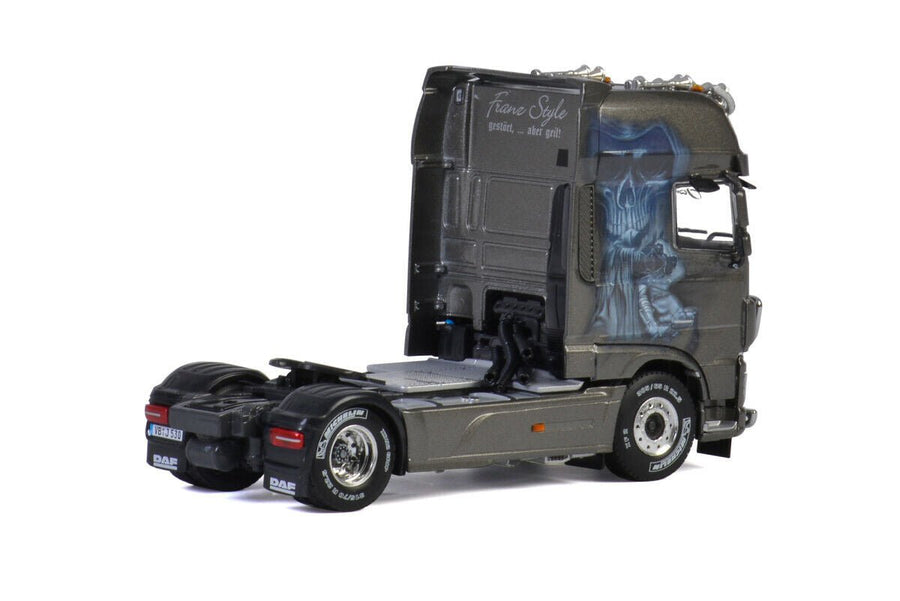 01-2700 Tracto DAF XF Jochen Franz Transporte Escala 1:50 (Pre-Venta) - KATZER