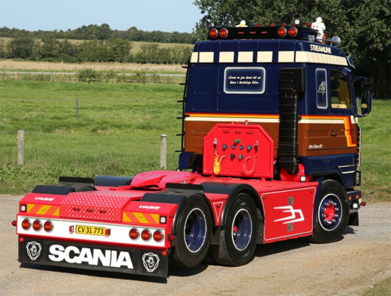 01-3662 Tracto Scania 6X2 Toftlund Escala 1:50 - KATZER