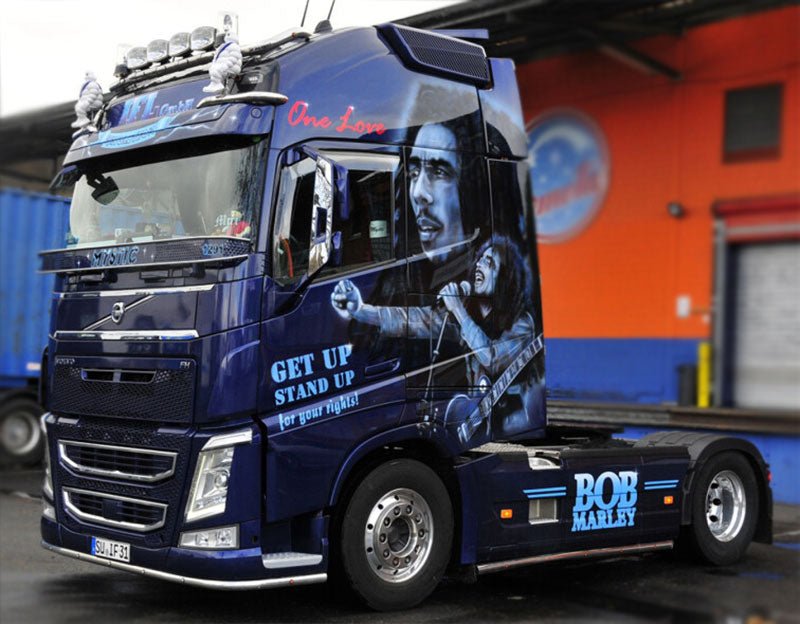 01-3689 Tracto Volvo FH4 IFL GMBH Escala 1:50 - KATZER