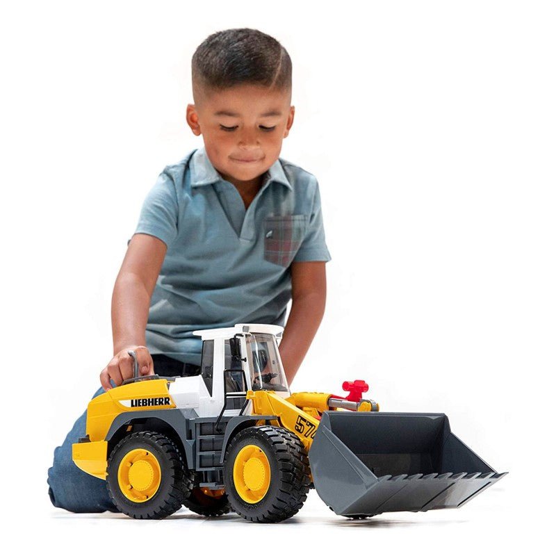 02430 Cargador De Ruedas Liebherr L574 Escala 1:16 - KATZER