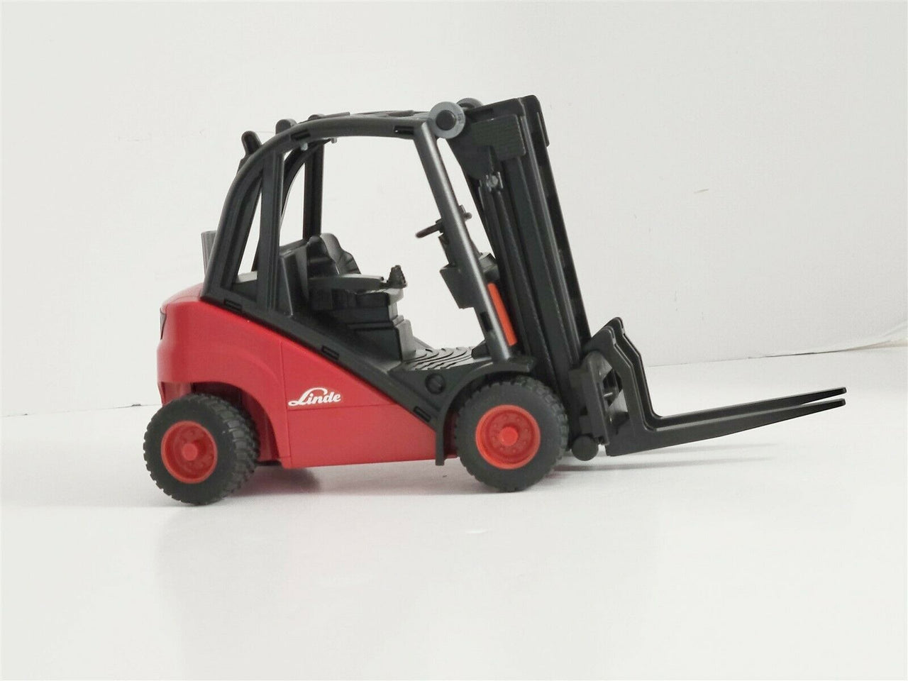 02511 Montacarga Linde H30D Escala 1:16 - KATZER