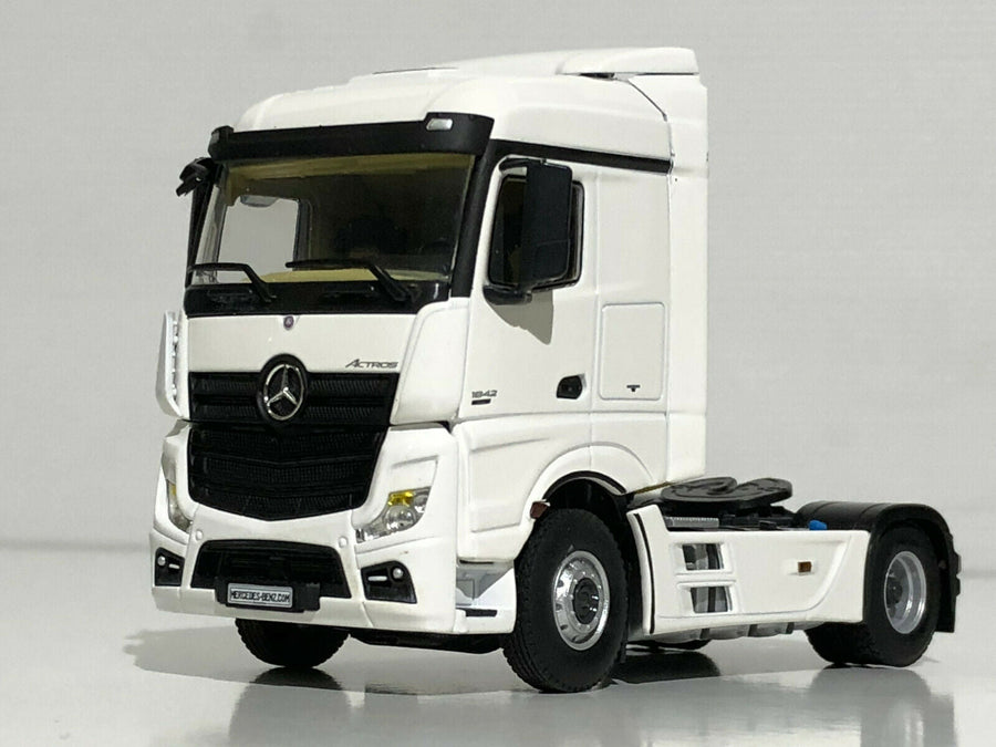 03-2010 Tracto Mercedes Benz Actros MP4 Escala 1:50 - KATZER