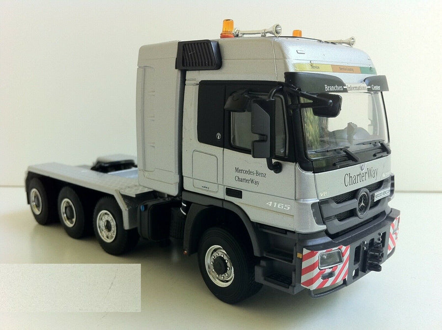 04-1016 Tracto Camión Mercedes Actros 8X6 Escala 1:50 (Pre-Venta) - KATZER