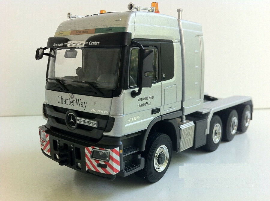 04-1016 Tracto Camión Mercedes Actros 8X6 Escala 1:50 (Pre-Venta) - KATZER