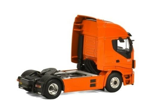 04-1158 Tracto Iveco Stralis HI-WAY 4x2 Escala 1:50 (Modelo Descontinuado) - KATZER