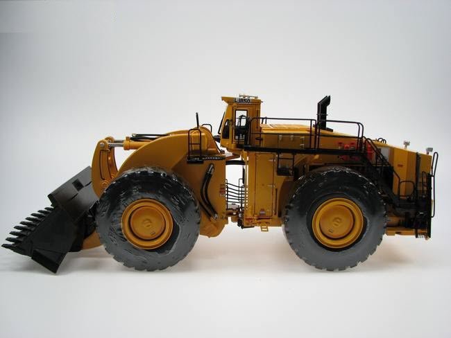 082-01080 Cargador de Ruedas Letourneau L-1850 Escala 1:50 (Modelo Descontinuado) - KATZER