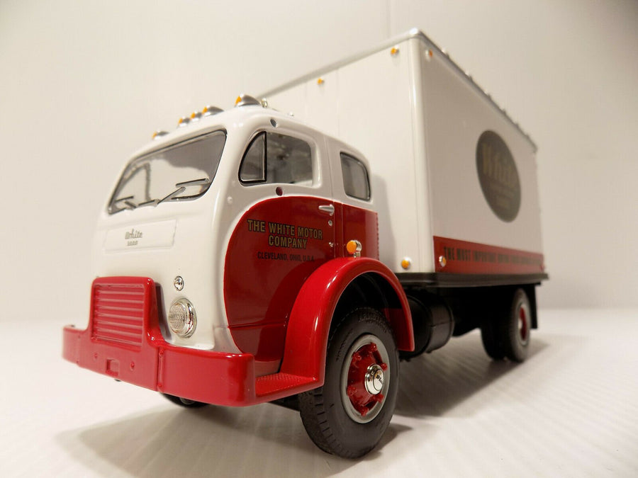 10-4084 Furgoneta Super Power 3000 1953 Escala 1:34 - KATZER