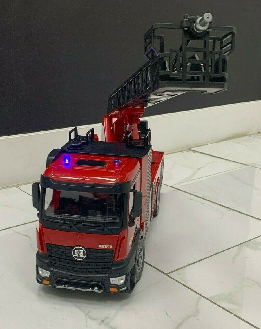 1561 Camión de Bomberos Huina Control Remoto Escala 1:14 - KATZER
