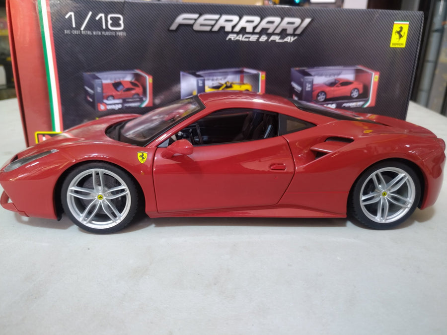 18-16008 Ferrari 488 GTB Escala 1:18 - KATZER