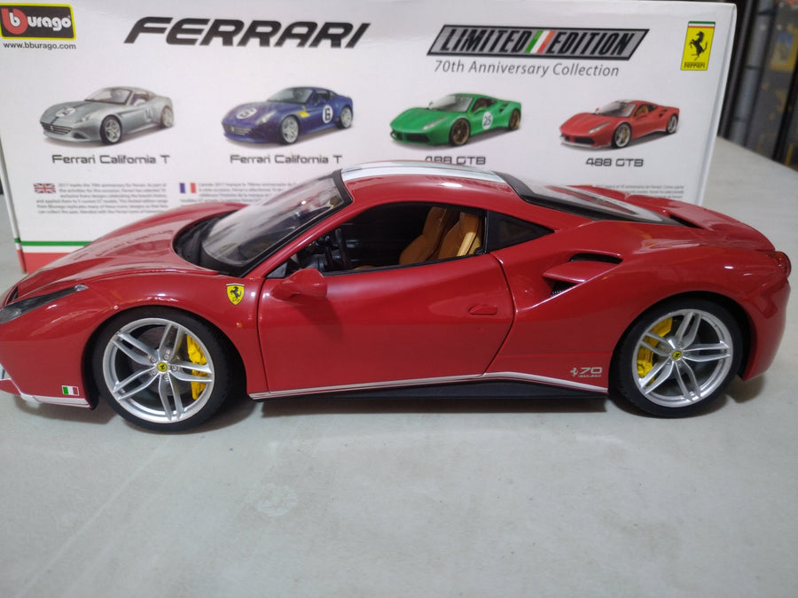 18-76102 Ferrari 488 GTB Escala 1:18 - KATZER