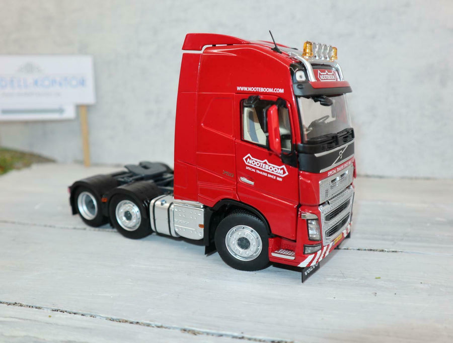 1811-03 Tracto Volvo FH16 6X2 Rojo Escala 1:32 (Modelo Descontinuado) - KATZER