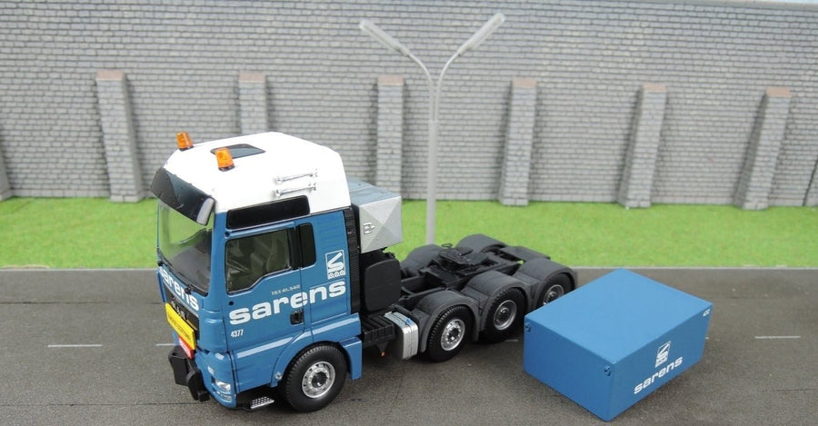 20-1038 Tracto TGX XXL 8x4 Escala 1:50 - KATZER