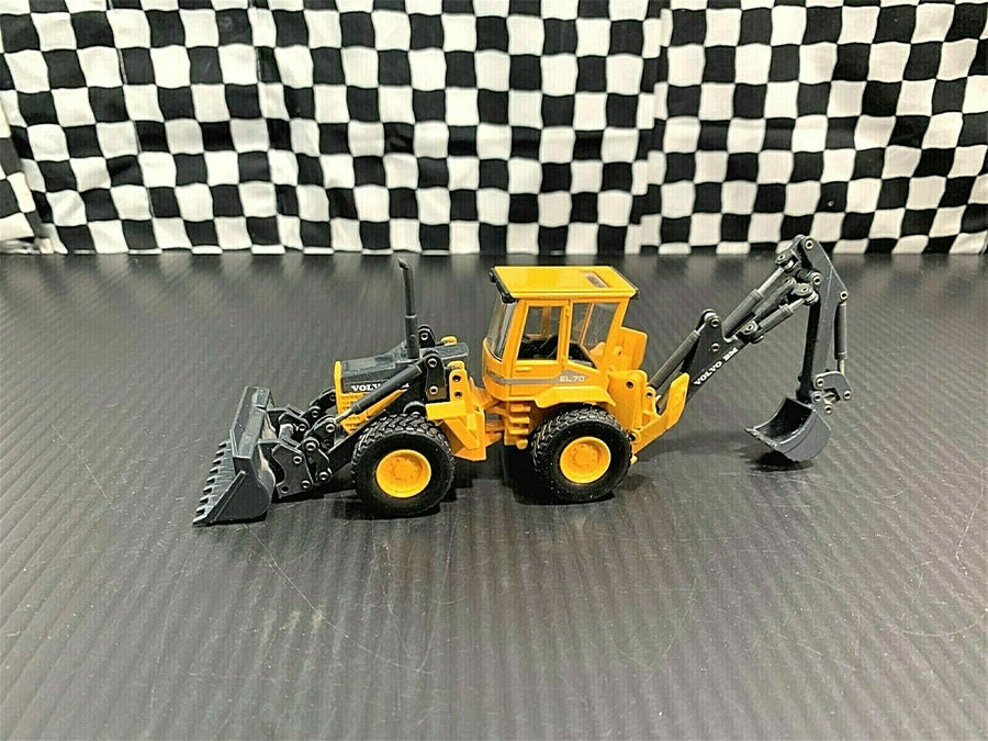 230 Retroexcavadora Volvo EL70 Escala 1:50 - KATZER