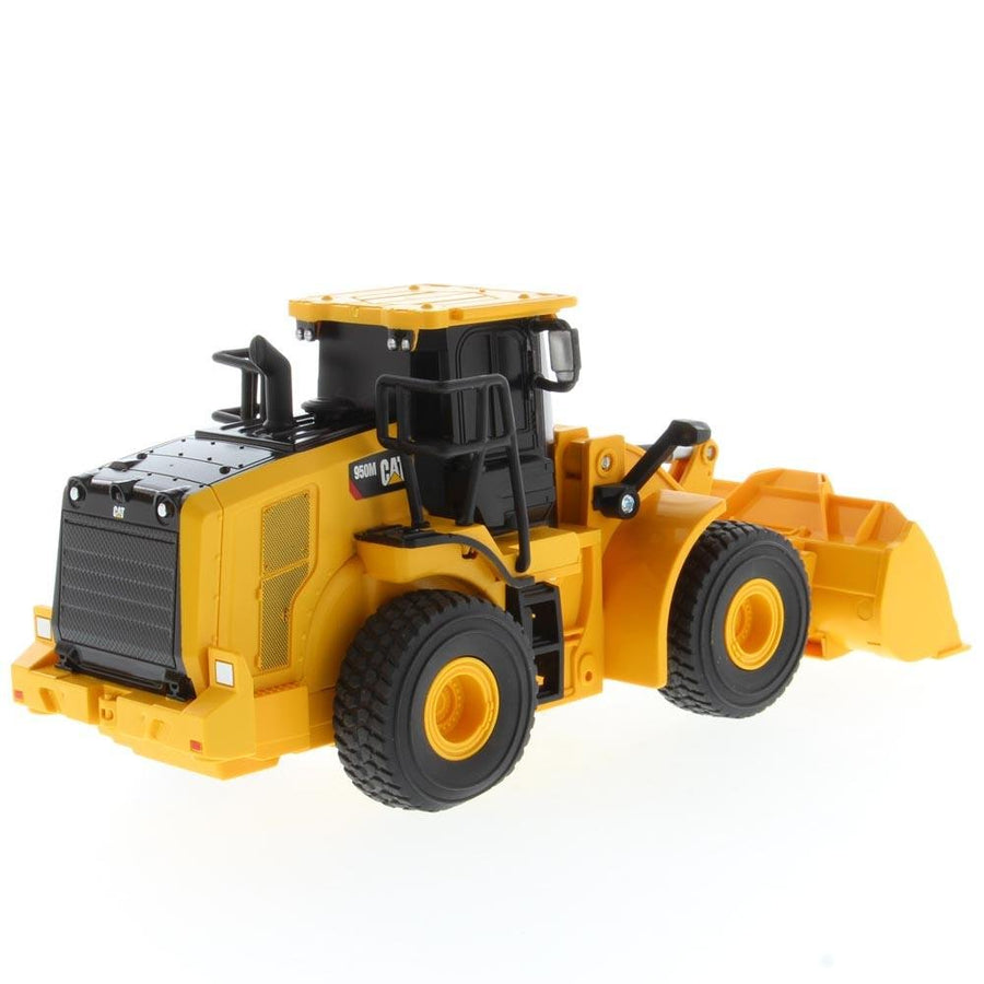 23003 Cargador De Ruedas 950M Control Remoto Escala 1:35 - KATZER
