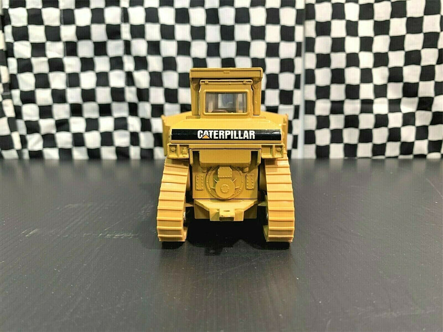 2436 Tractor De Orugas Caterpillar D10N Escala 1:50 (Modelo Descontinuado) - KATZER