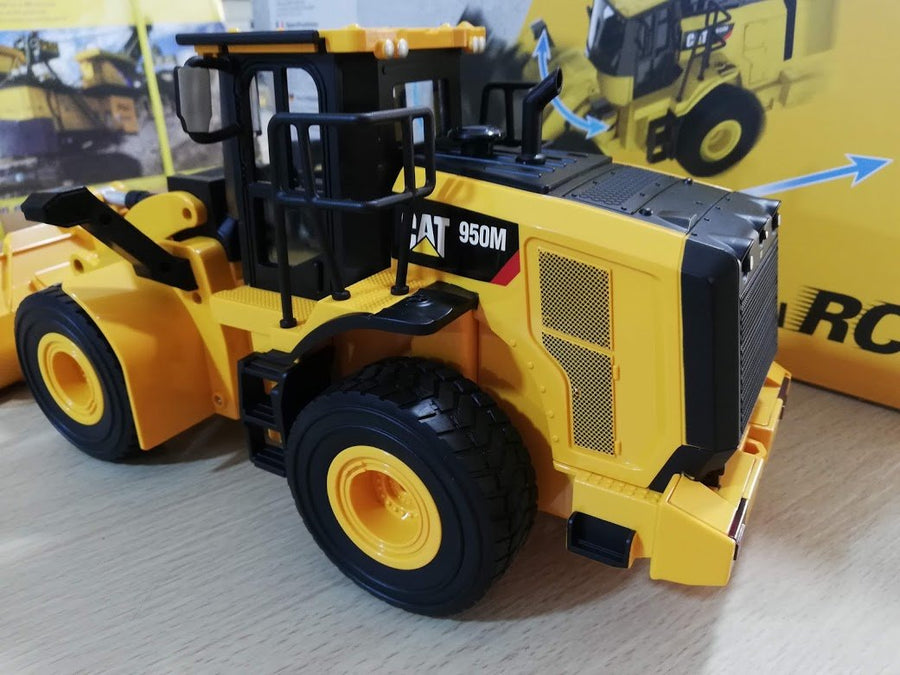 25003 Cargador de Ruedas 950M Cat Control Remoto Escala 1:24 - KATZER