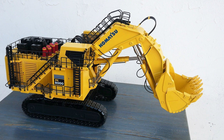 25026 Pala Minera Diesel Komatsu PC8000-6 Escala 1:50 - KATZER