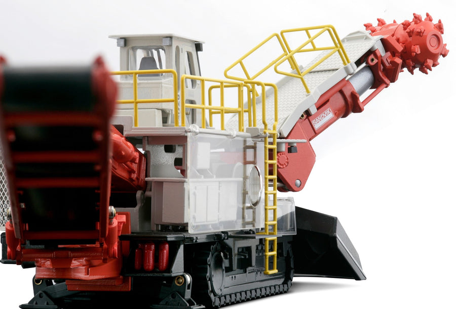 2513 Perfiladora De Pavimento MT720 Sandvik Escala 1:50 - KATZER