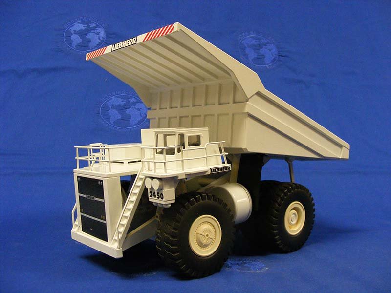 2724 Camión Minero Liebherr KL2450 Escala 1:50 (Modelo Descontinuado) - KATZER