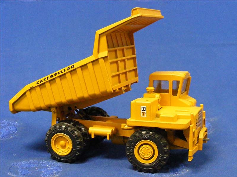 276-0 Camión Minero Caterpillar 769B Escala 1:50 (Modelo Descontinuado) - KATZER