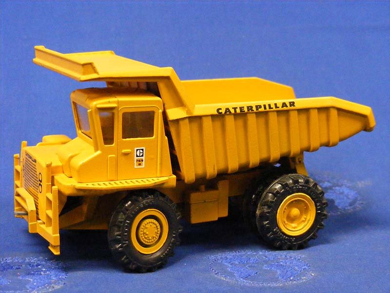 276-0 Camión Minero Caterpillar 769B Escala 1:50 (Modelo Descontinuado) - KATZER
