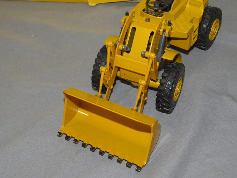 2840 Cargador De Ruedas Caterpillar 950 Escala 1:25 (Modelo Descontinuado) - KATZER