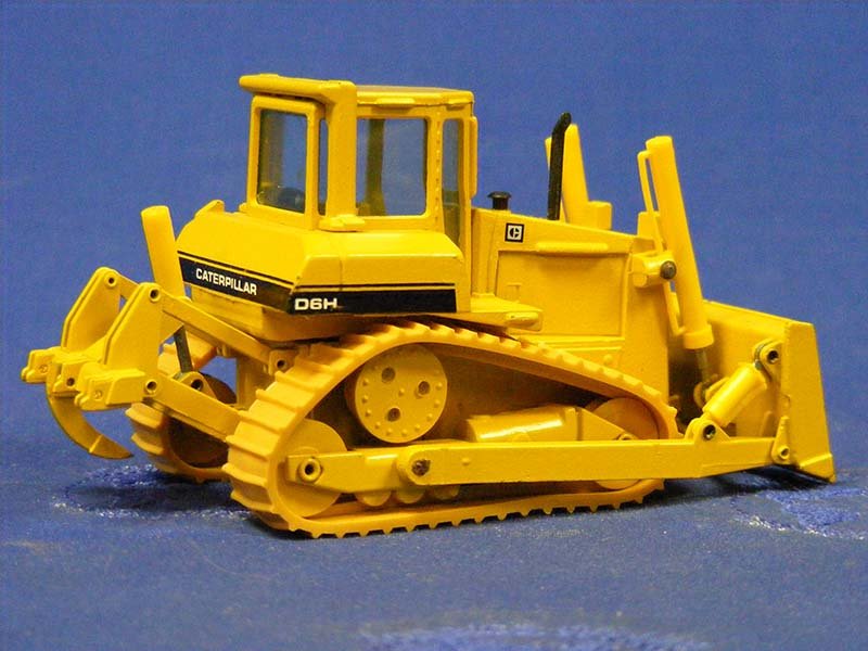 2851-1C Tractor De Orugas Caterpillar D6H Escala 1:50 (Modelo Descontinuado) - KATZER