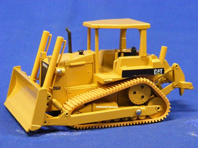 2851-3 Tractor De Orugas Caterpillar D6H Escala 1:50 (Modelo Descontinuado) - KATZER