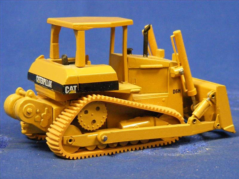 2851W-R Tractor De Orugas Caterpillar D6H Escala 1:50 (Modelo Descontinuado) - KATZER