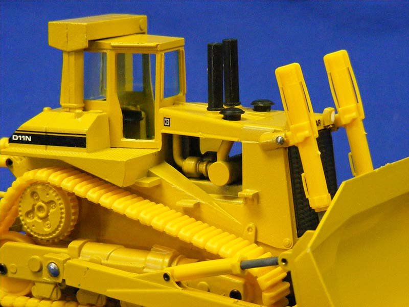 2852 Tractor De Orugas Caterpillar D11N Escala 1:50 (Modelo Descontinuado) - KATZER