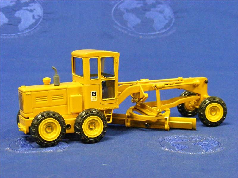 2860 Motoniveladora Caterpillar 12F Escala 1:50 (Modelo Descontinuado) - KATZER