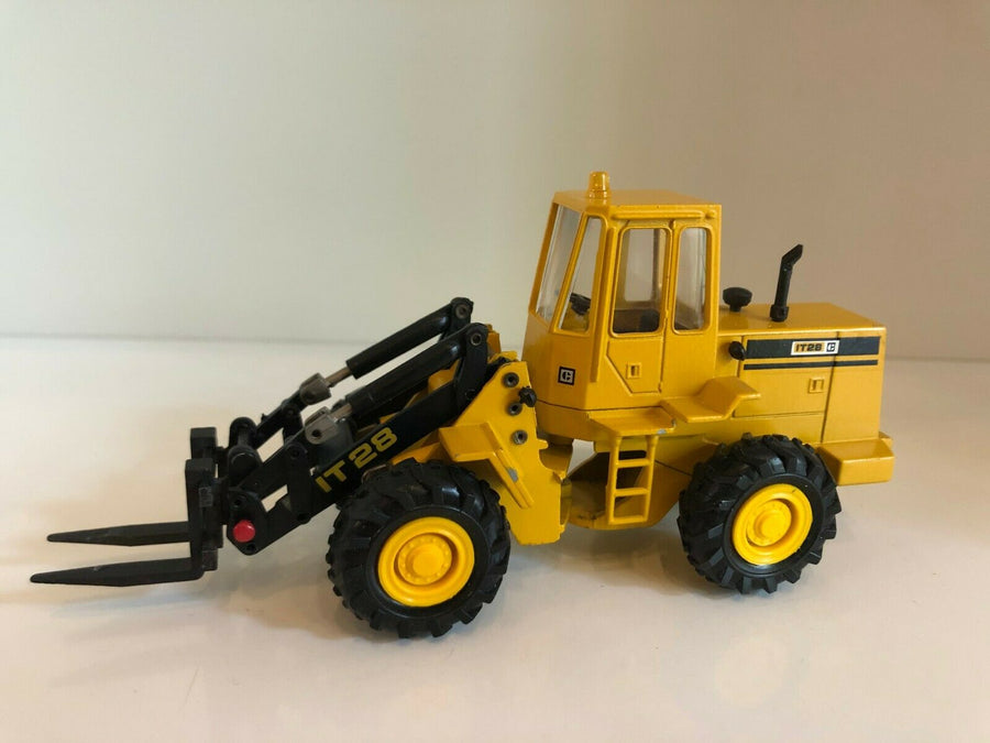 2888 Cargador De Ruedas Caterpillar IT28 Escala 1:50 (Modelo Descontinuado) - KATZER