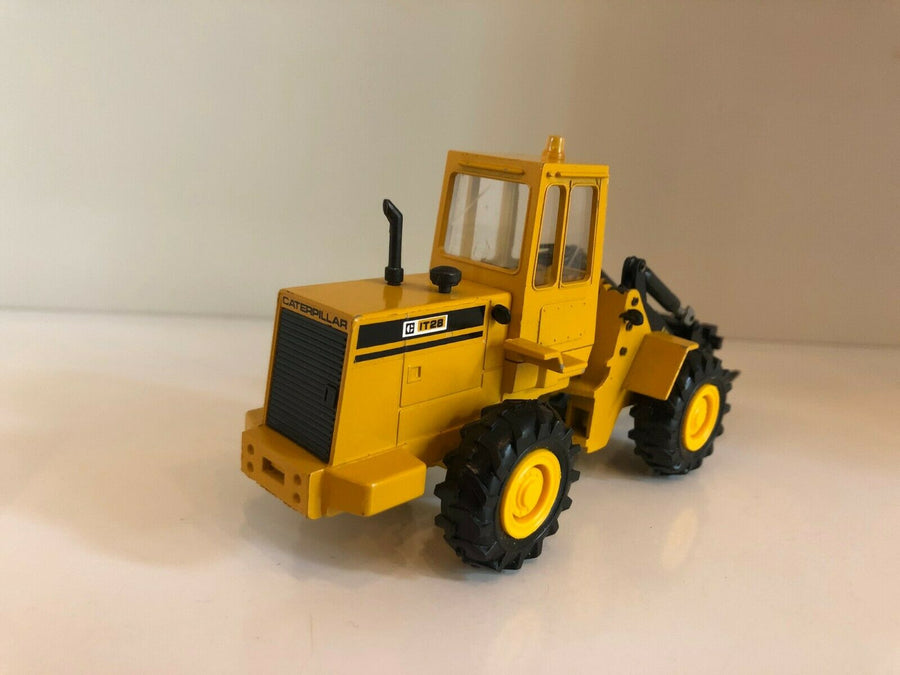 2888 Cargador De Ruedas Caterpillar IT28 Escala 1:50 (Modelo Descontinuado) - KATZER