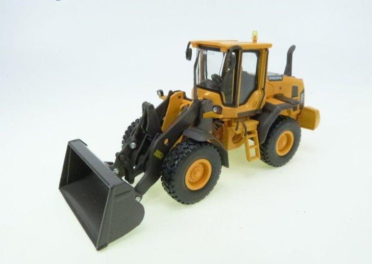300023 Cargador De Ruedas Volvo L90G Escala 1:50 (Modelo Descontinuado) - KATZER