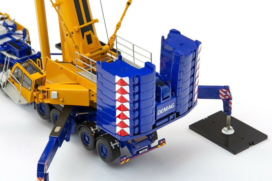 31-0141 Grúa Hidráulica Móvil Demag AC700-9 Escala 1:50 (PRE-VENTA) - KATZER