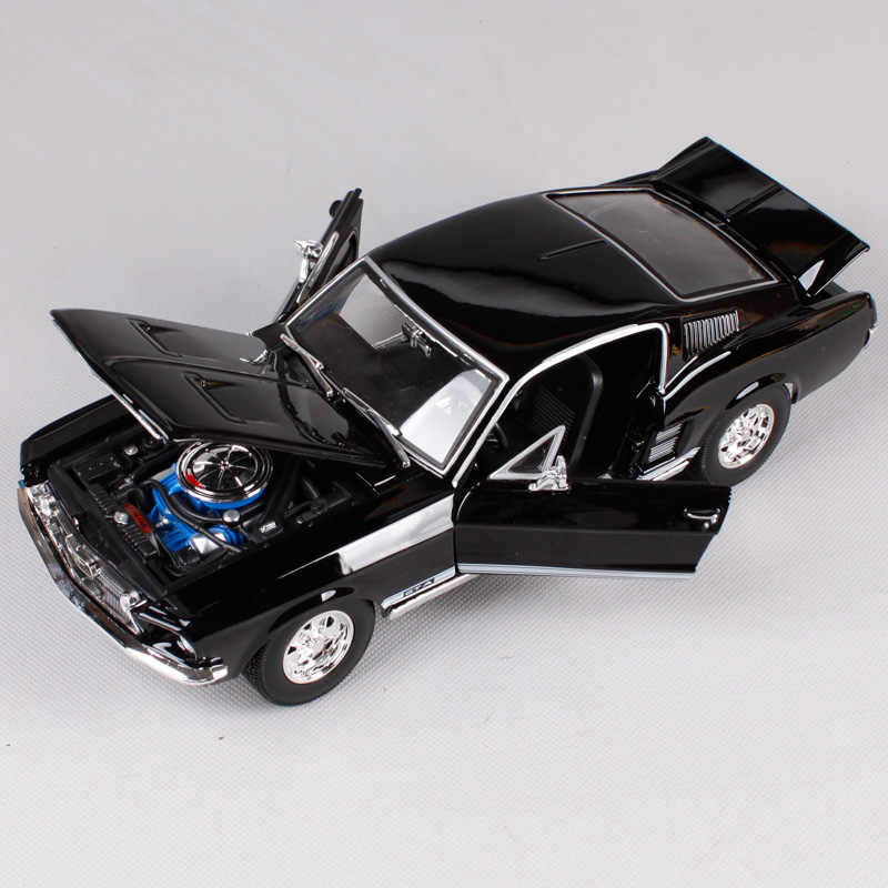 31166 Auto Ford Mustang Gta Fastback Año 1967 Escala 1:18 (Maisto Special Edition) - KATZER