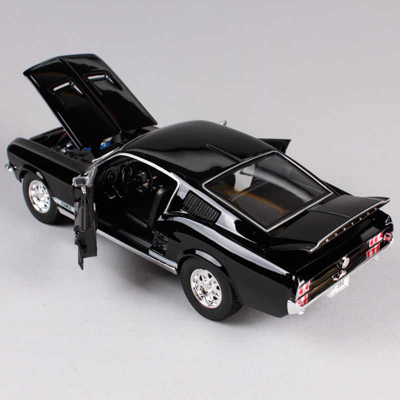 31166 Auto Ford Mustang Gta Fastback Año 1967 Escala 1:18 (Maisto Special Edition) - KATZER