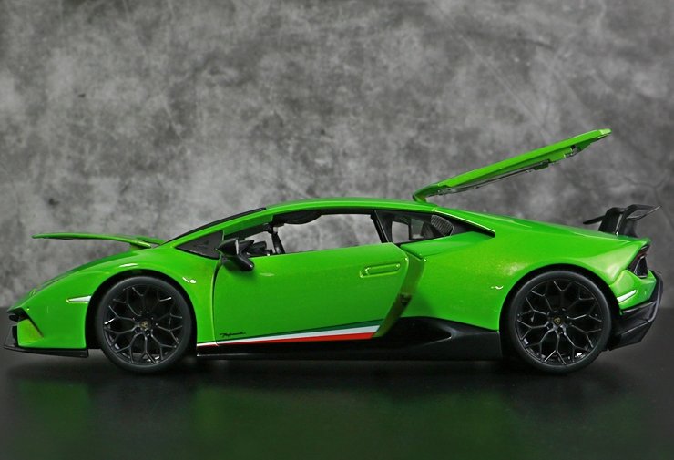 31391 Lamborghini Huracán Performante Escala 1:18 (Maisto Special Edition) - KATZER