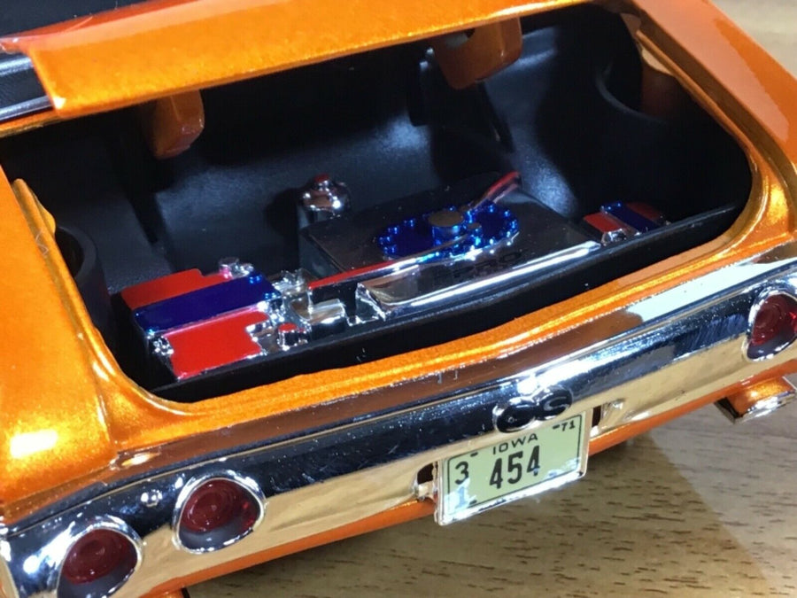 31890 Chevrolet Chevelle SS 454 Año 1971 Escala 1:18 - KATZER